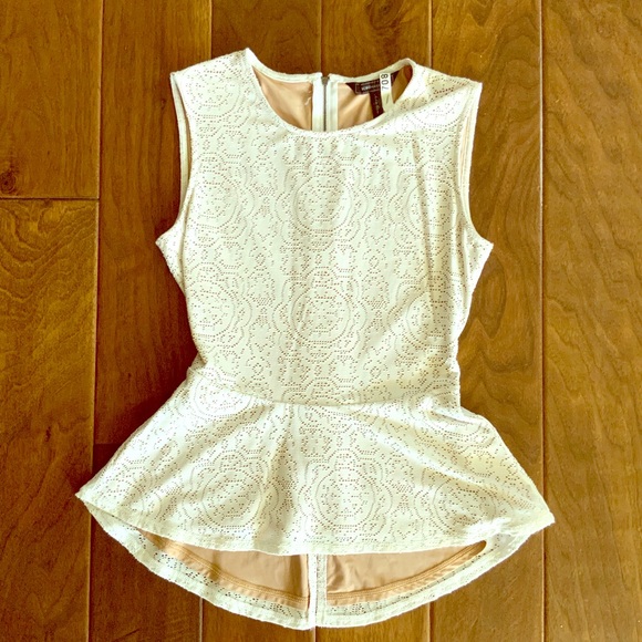 BCBGMaxAzria Tops - BCBG MAX AZRIA Peplum White Holiday Lace Top XS